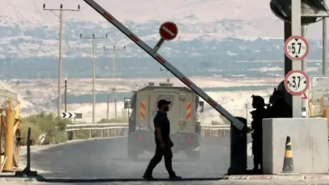 Two Persons Killed in Incident Adjacent to West Bank-Jordan Checkpoint, Israeli Military States